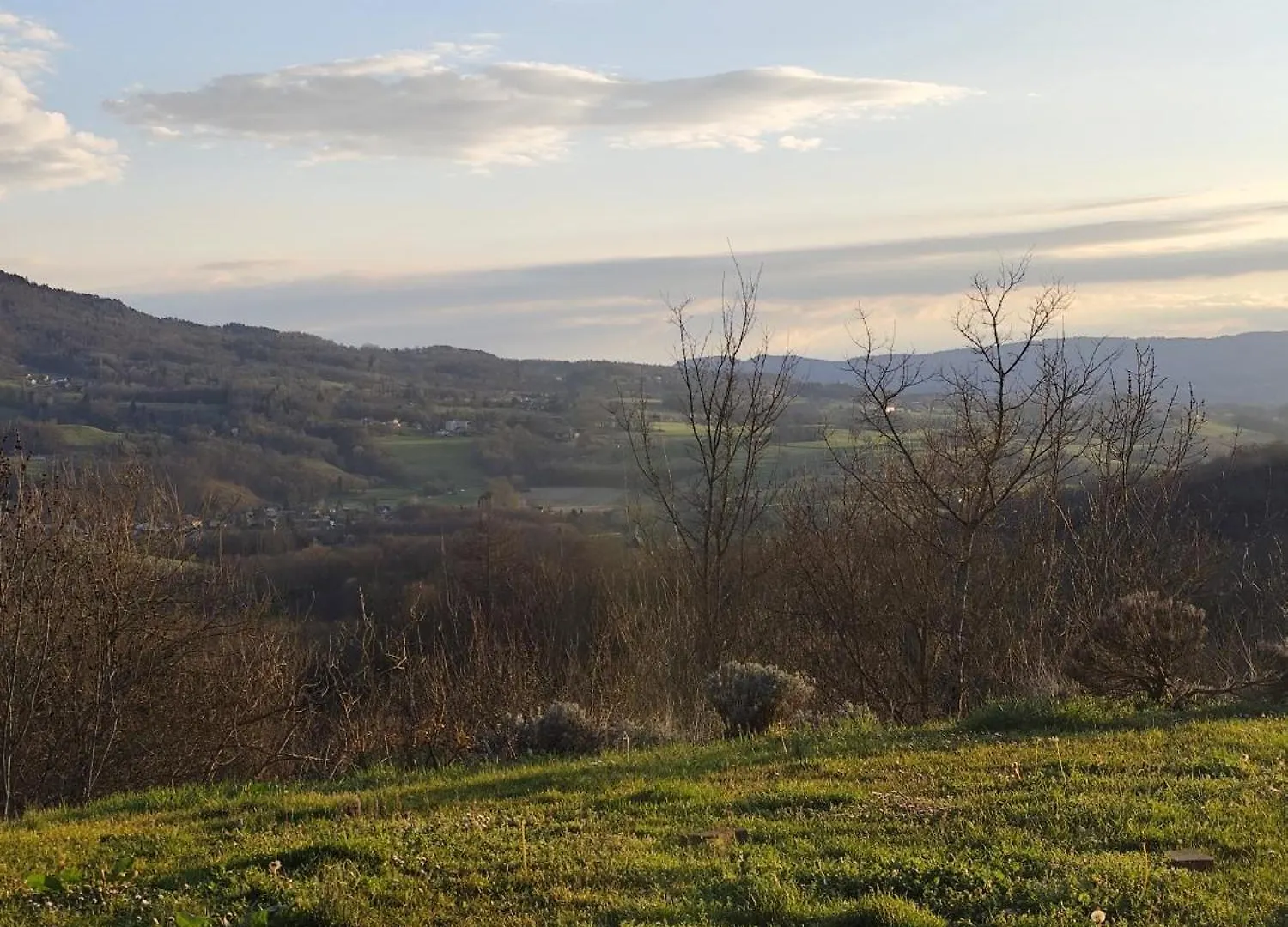 Le Chalet Des Ecureuils - Vue Imprenable Sur La Dent Du Chat Saint-Jean-de-Chevelu France